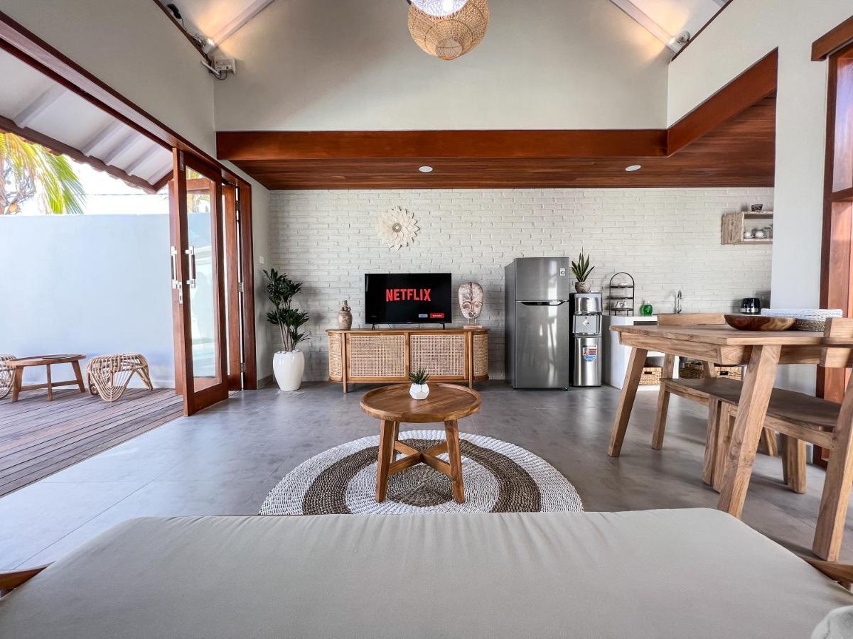Moana Villa & Suites Bingin ウルワツ エクステリア 写真