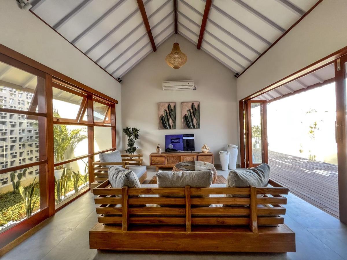 Moana Villa & Suites Bingin ウルワツ エクステリア 写真